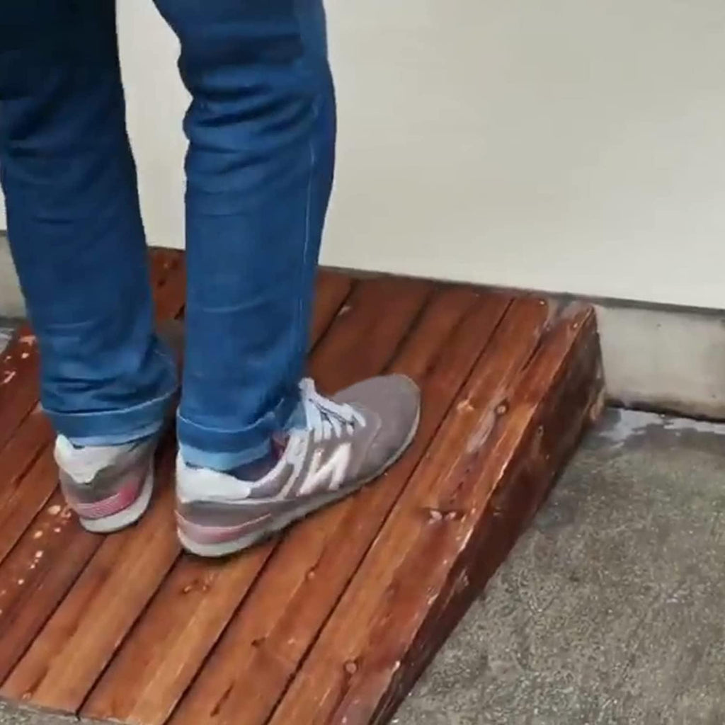 Threshold Ramp Wood, Wheelchairs Ramps for Steps Stairs Curbs Doorways, Non-Skid Surface Rv Driveway Ramp (Size : 60x80x25cm (23.6x27.5x10))