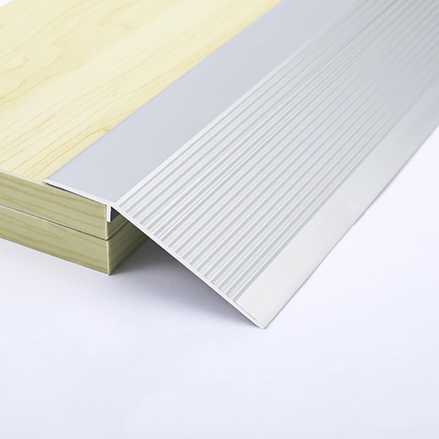 4 Inch Wide Transition Strip Wood to Tile, Smooth Transition Aluminum Alloy Threshold Strips for Doorways, Door, Carpet Trim, Cuttable& Can Customize (Color : Silver)