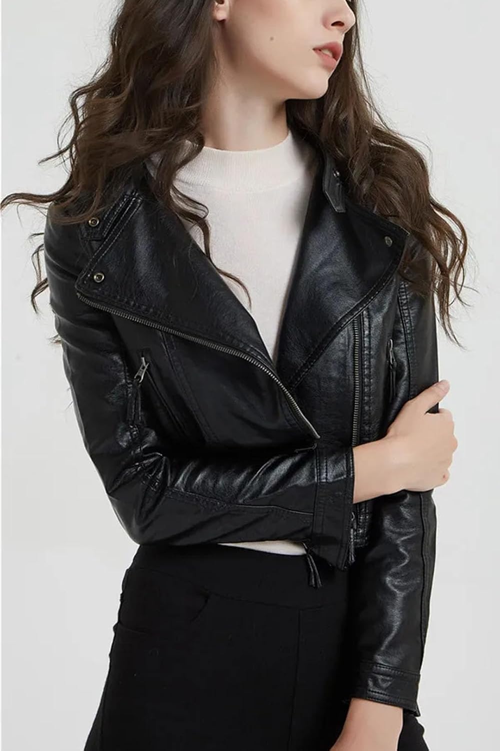 Women'S Washed Rivet Motorcycle Coat Streetwear Style Short Turn-Down Collar Long Sleeves Fashion PU Leather Outerwear