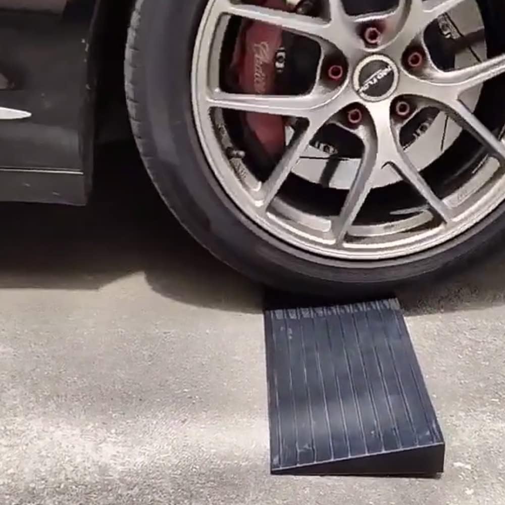 Rubber Threshold Ramp for Wheelchairs - 2 Inch Rise, Lightweight Anti-Slip Curb Ramp for Doorway, Ideal for Sweeping Robots and Pets