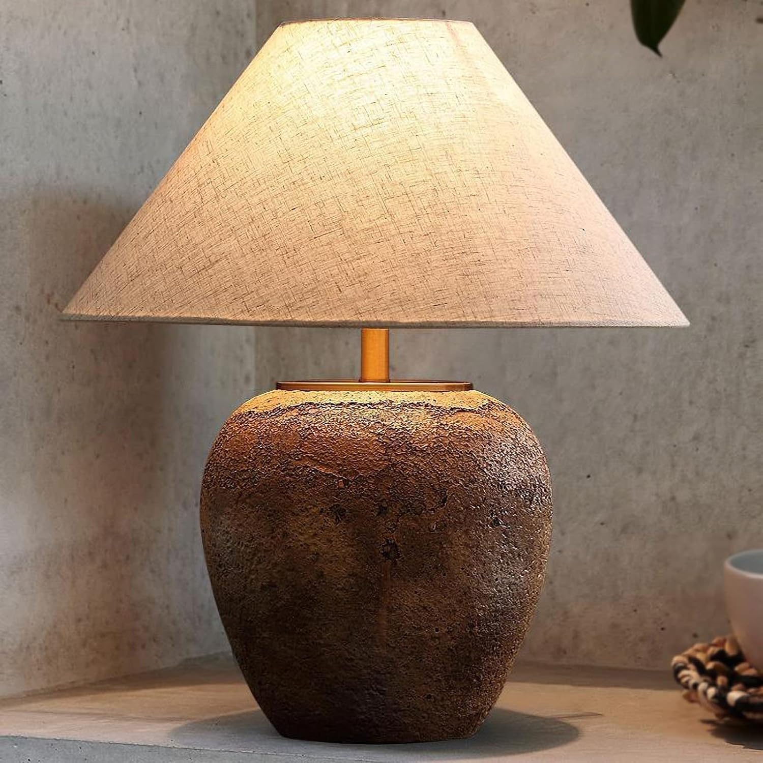 Rustic Farmhouse Clay Pot Table Lamps 19.6' Tall Ceramic Table Lamp, American Southwestern Textured Ceramic Lamp Body with White Textured Shade Bedside Table Lamp for Living Room Bedroom Office