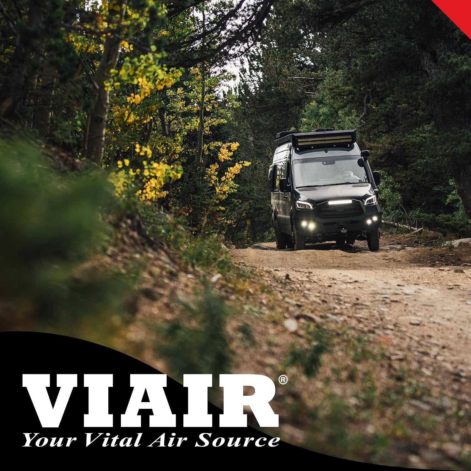 VIAIR 400P-RV EF Enhanced Flow - 40144 12V Tire Inflator Portable Air Compressor with RV Inflation Gun, 90 Degree Chuck | 33% Duty Cycle @ 100 PSI, Max Pressure 150 PSI (SAE, Alligator Clips)