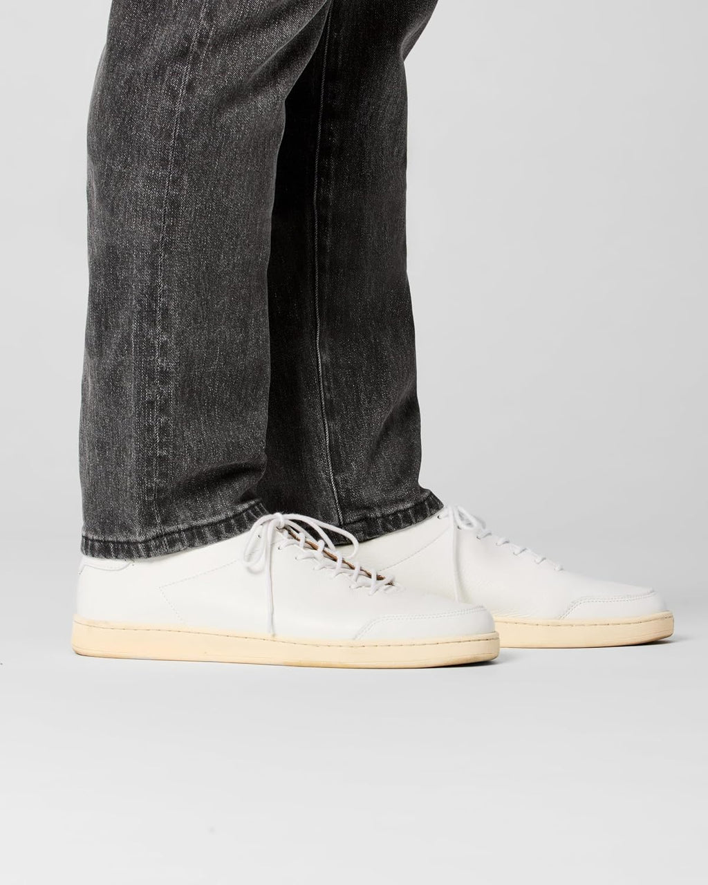 Huckberry Stretch Selvedge Denim Jeans for Men - 11.7 oz Mens Jeans with 1% Stretch, Copper Rivets- Year-Round Men Jeans