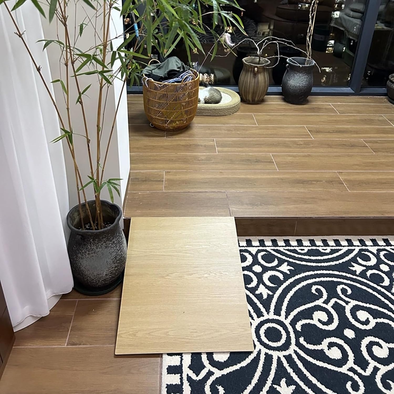 Wheelchair Ramp, Threshold Ramps for Doorways, Solid Wood Threshold Ramp, Shed Ramps, for Doorways, Driveways, Steps, Garages, 1100 LBS Capacity(70 * 25 * 5cm/28 * 10 * 2in)