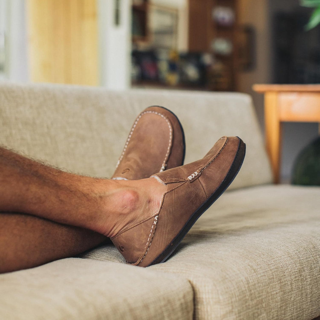 OLUKAI Moloa Slipper, Men's Premium Leather Slip-On Shoes, Soft Genuine Shearling Lining & Gel Insert, Drop-In Heel & All-Day Comfort