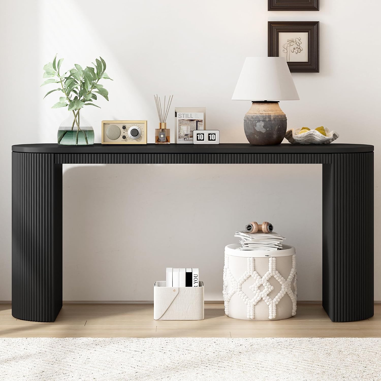 Modern Curved Console Table 59.2-Inch Fluted Entryway Sofa Table for Living Room Entrance Hallway Furniture, Black