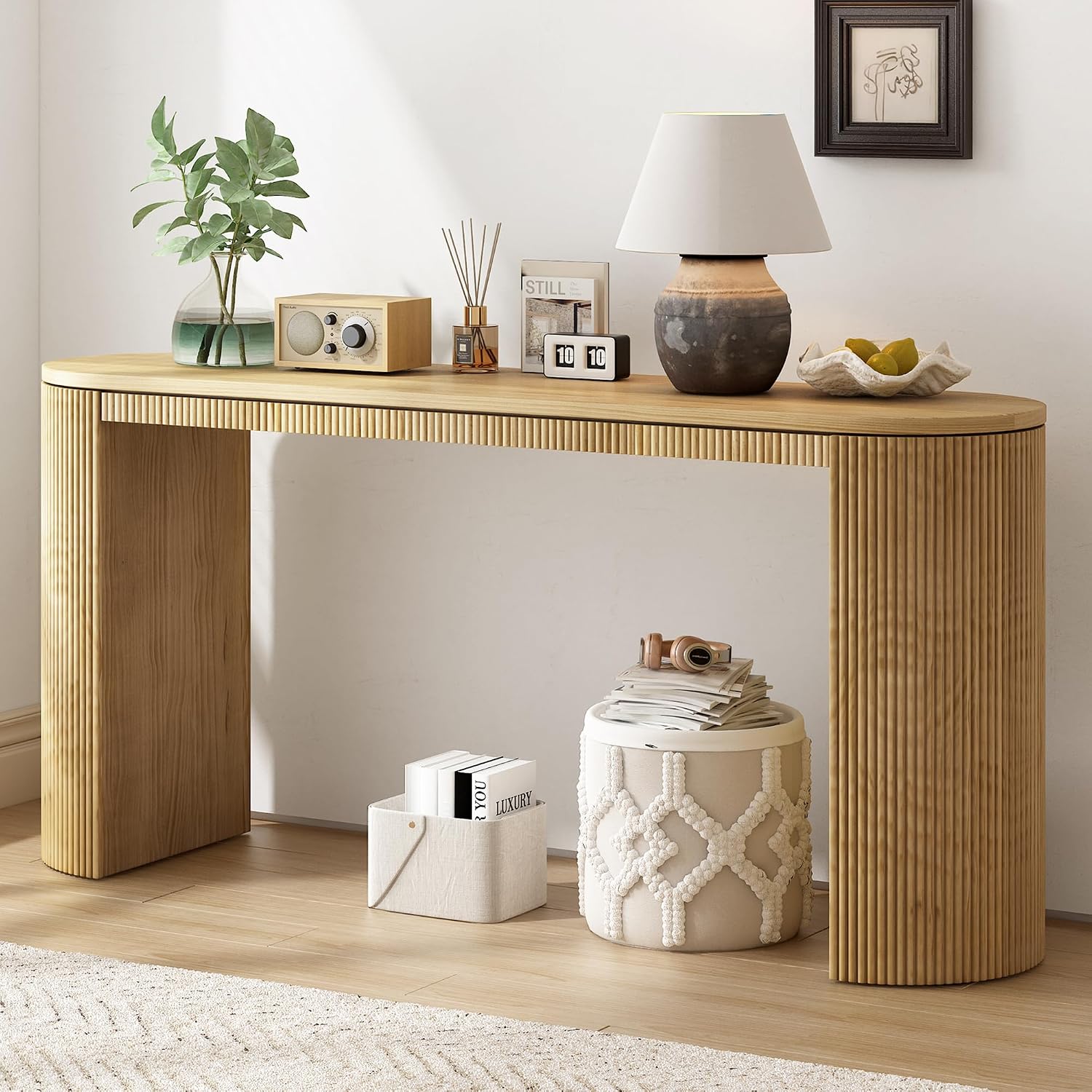Modern Curved Console Table 59.2-Inch Fluted Entryway Sofa Table for Living Room Entrance Hallway Furniture, Natural